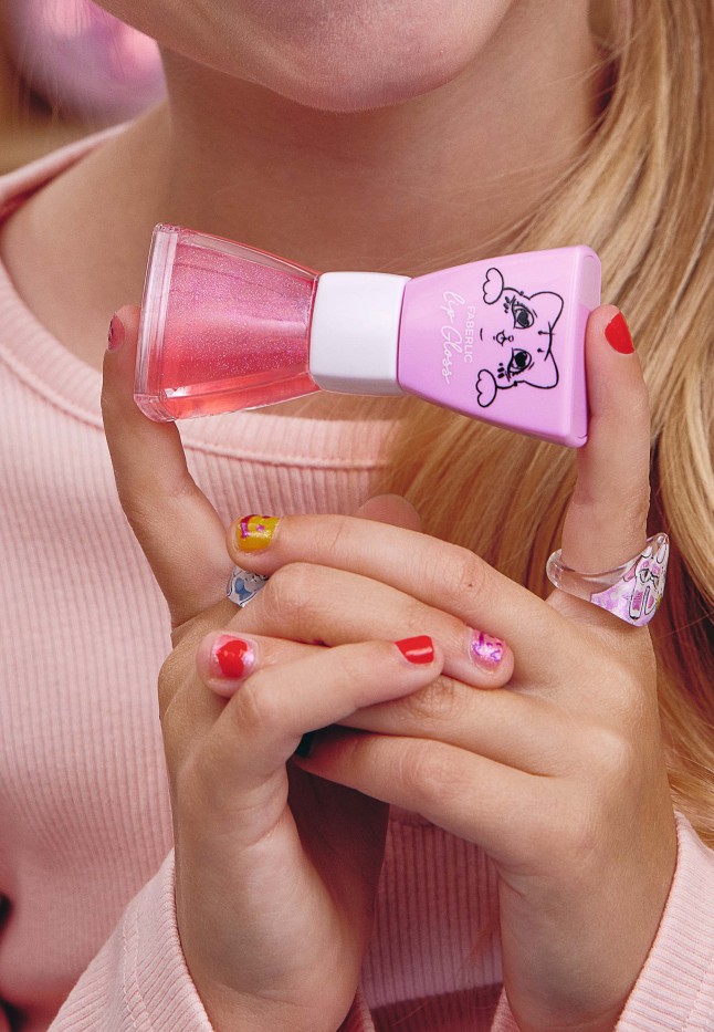 Купить Сияющий блеск для губ «Клубничный бантик» Glam Kitty