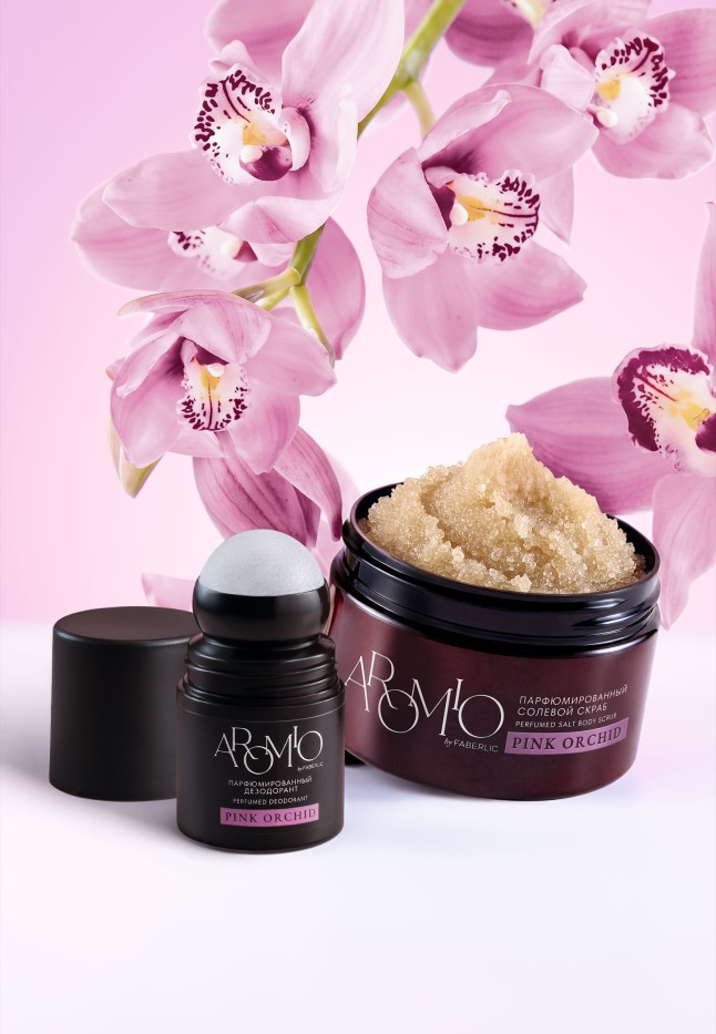 Купить Парфюмированный солевой скраб для тела Pink Orchid