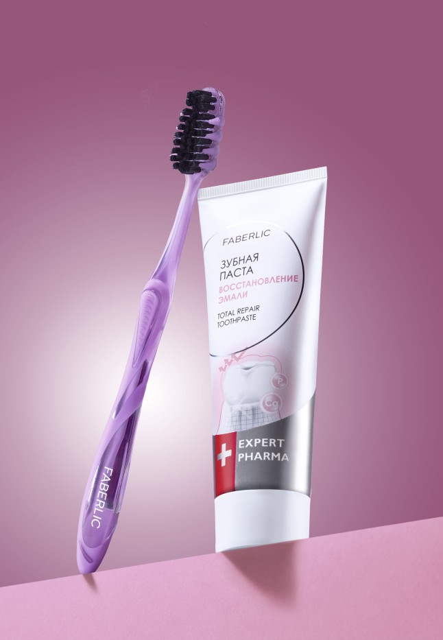 Купить Зубная щетка с угольным напылением, фиолетовая