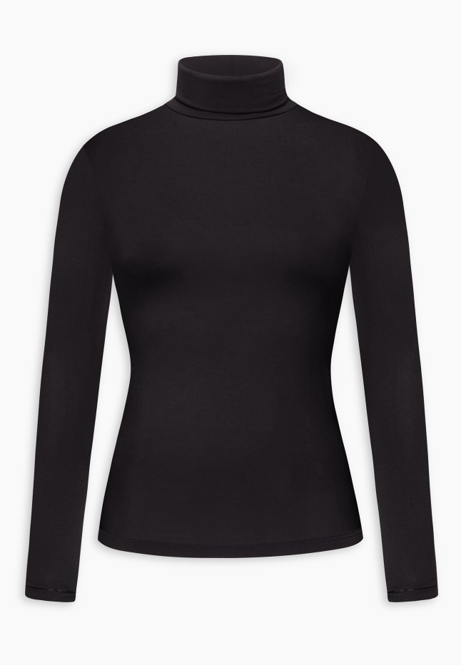 В Беларуси Водолазка, цвет чёрный