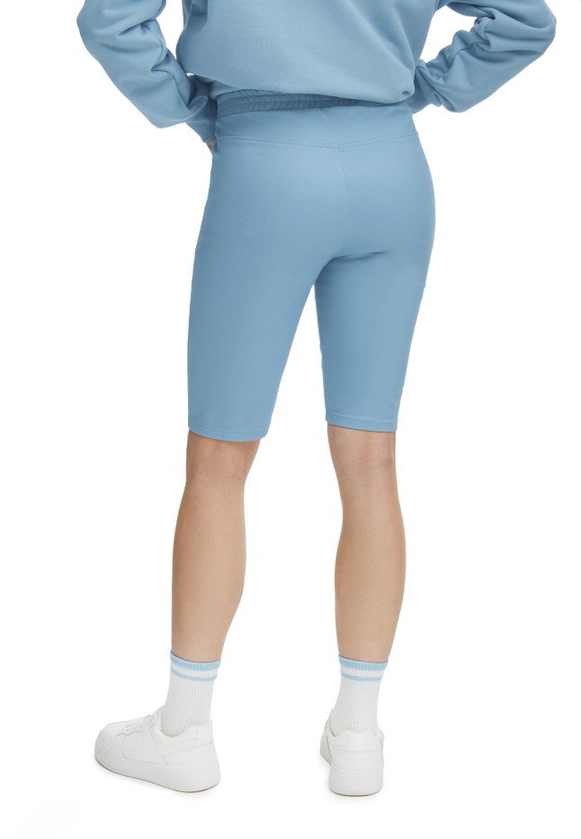 Фаберлик Шорты-велосипедки, цвет светло-синий