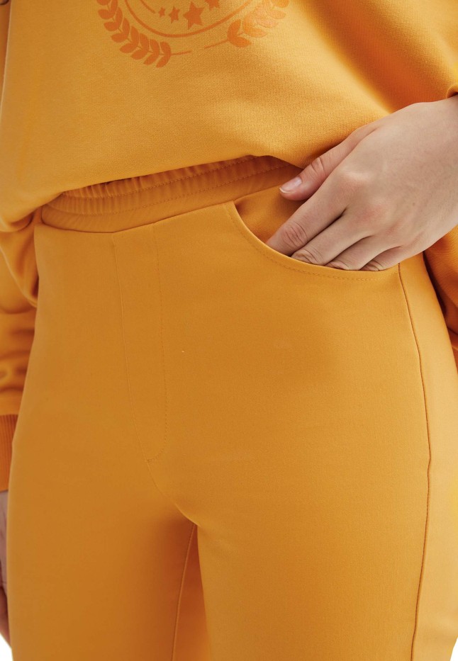 Заказать Шорты-велосипедки, цвет желтый