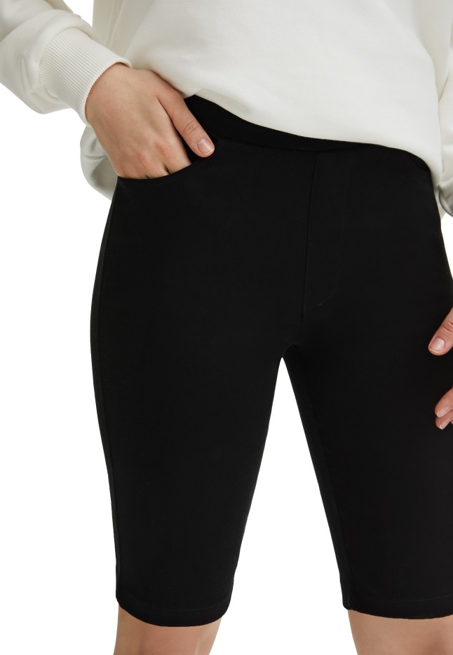 Заказать Шорты-велосипедки, цвет черный