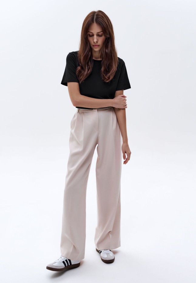 Фаберлик Женская футболка прямого силуэта, цвет черный