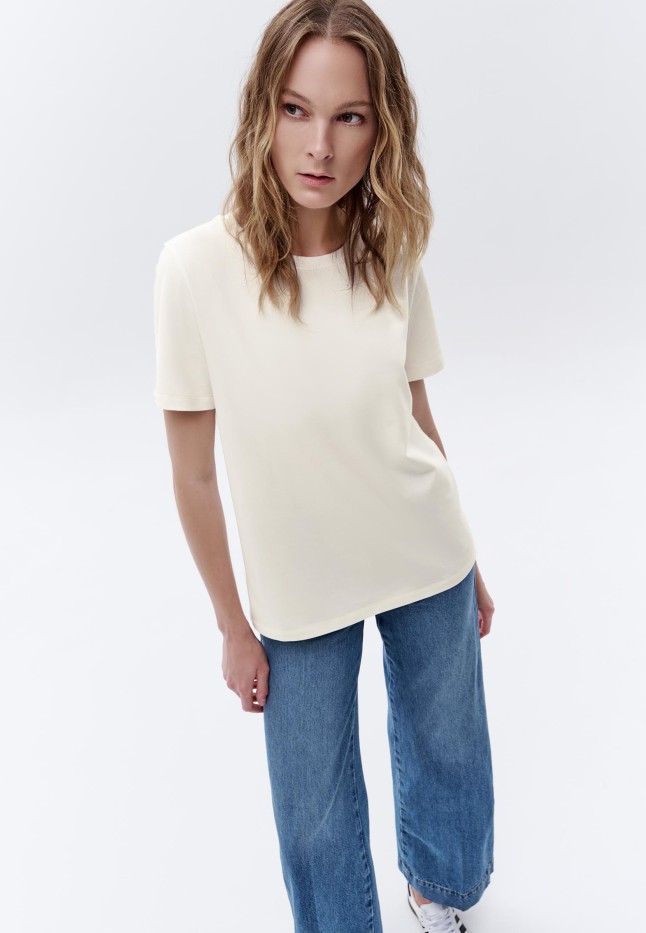 Фаберлик Женская футболка прямого силуэта, цвет молочный