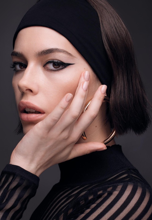 Купить Жидкая подводка для глаз Glameyes