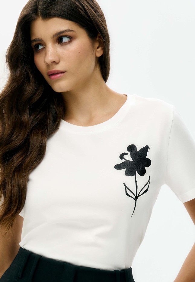 Фаберлик Женская футболка «Цветы», принт «Гербера»