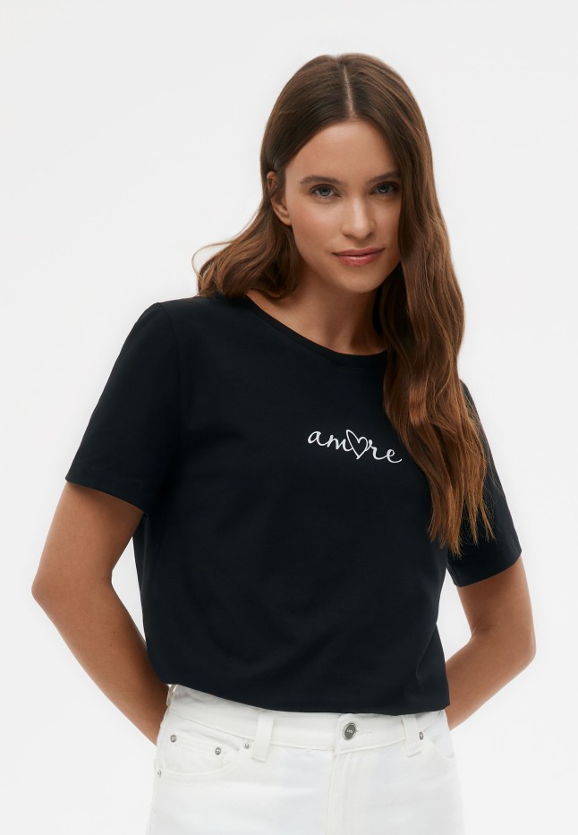 В Беларуси Футболка с принтом «Сердечки», цвет черный