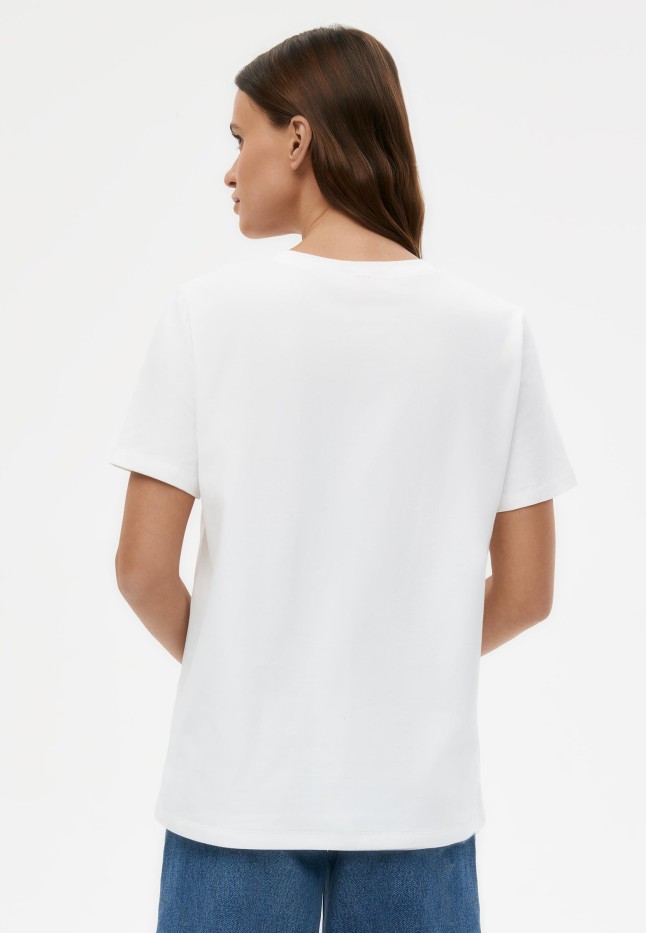 Фаберлик Футболка с принтом «Сердечки», цвет белый, с узорным сердцем