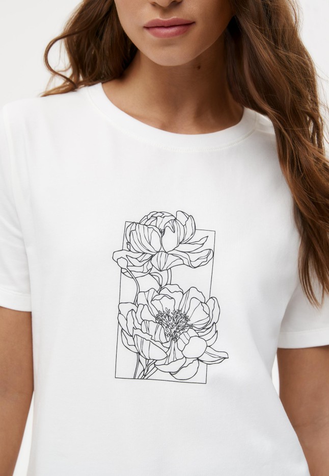 Купить Футболка с цветочным принтом «Пионы»