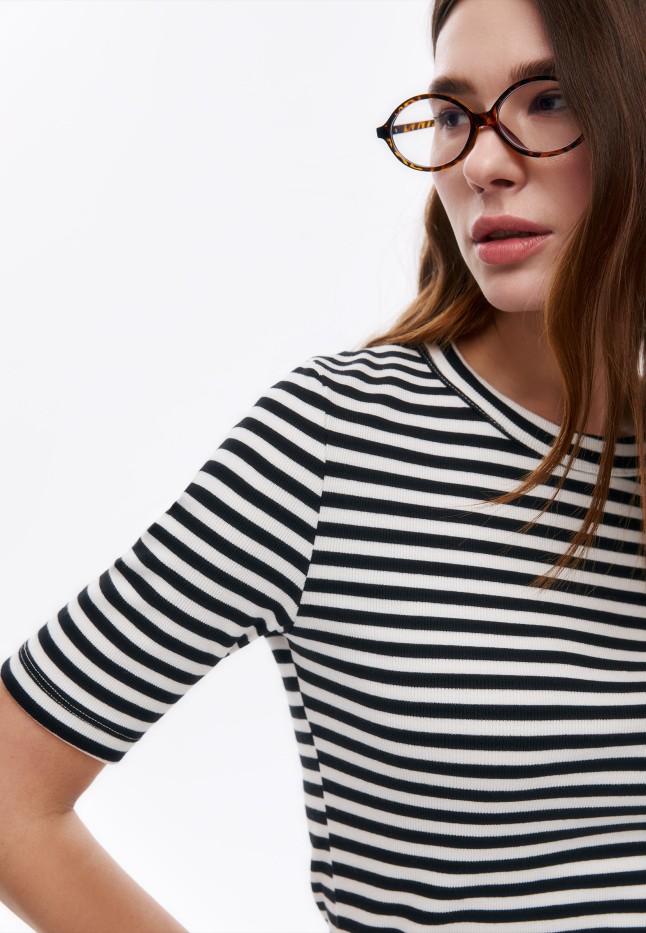 Купить Футболка в полоску, цвет белый/черный