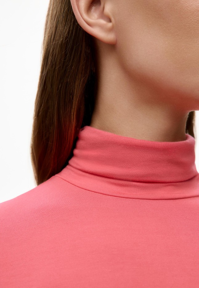 Фаберлик Водолазка женская, цвет коралловый