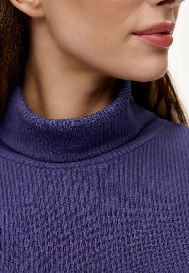 Купить Водолазка из рельефного трикотажа, цвет дымчато-фиолетовый