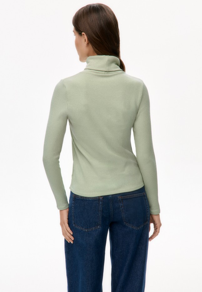 В Беларуси  TNR222 Водолазка из рельефного трикотажа, цвет патиново-зеленый