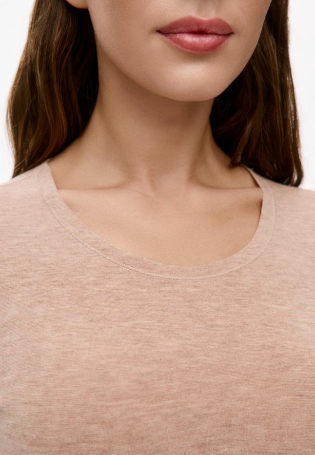 В Беларуси Женский лонгслив, цвет бежевый меланж