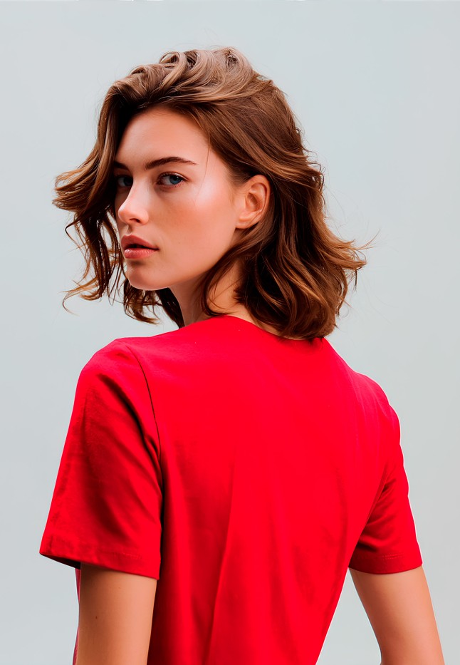 Состав Футболка женская с принтом «Создаю яркое» цвет красный