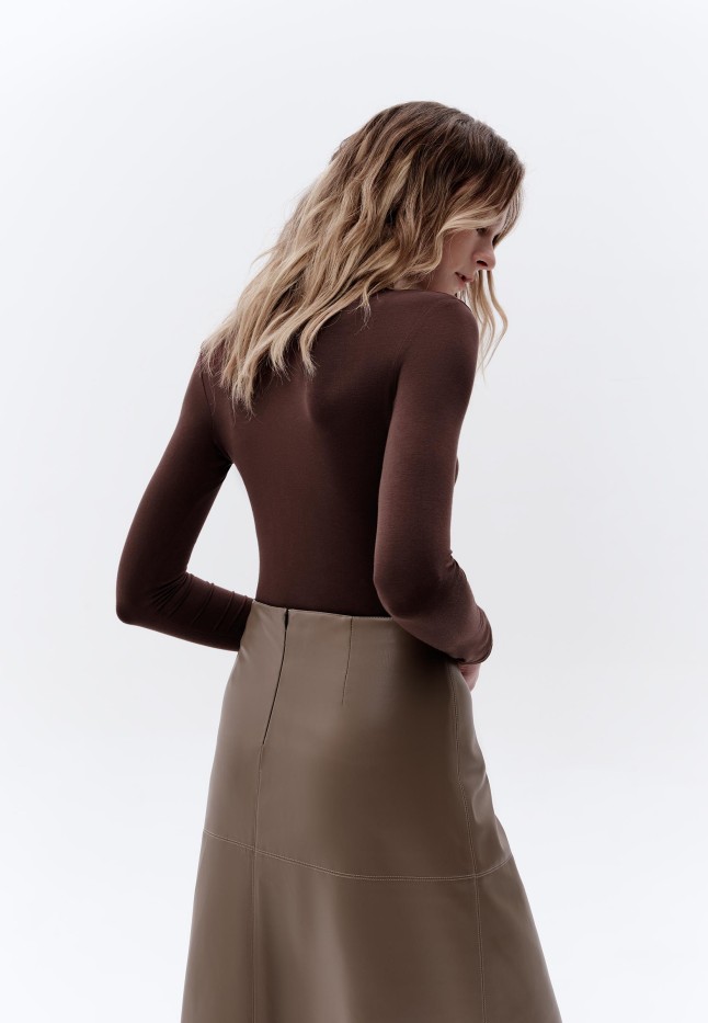 Заказать Водолазка, цвет шоколадный