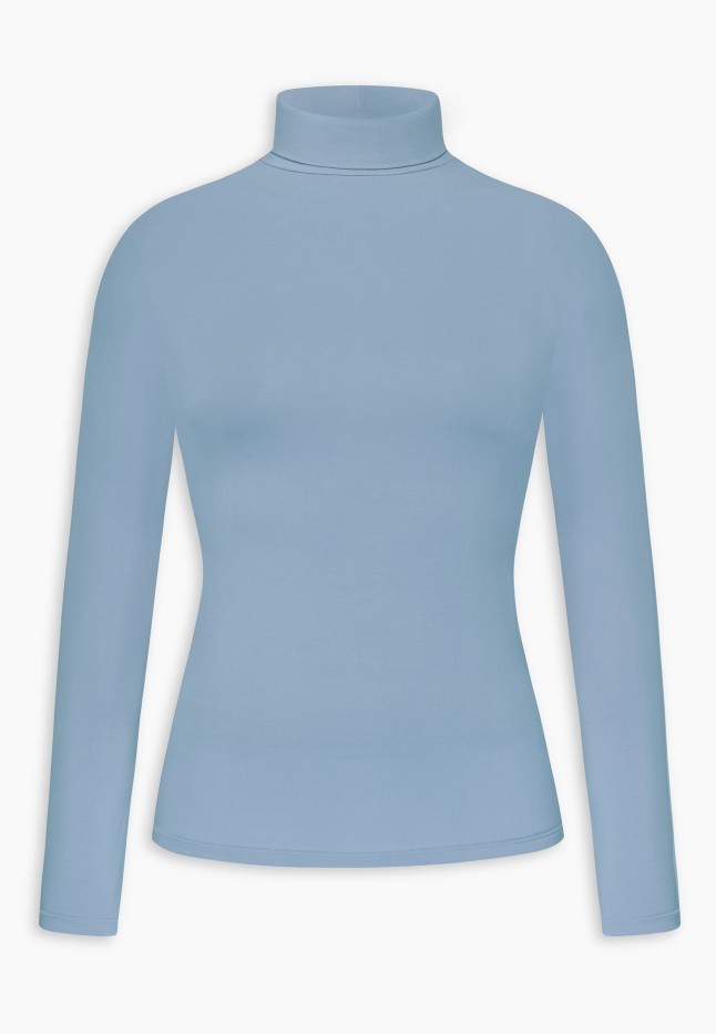 В Беларуси Водолазка, цвет голубой