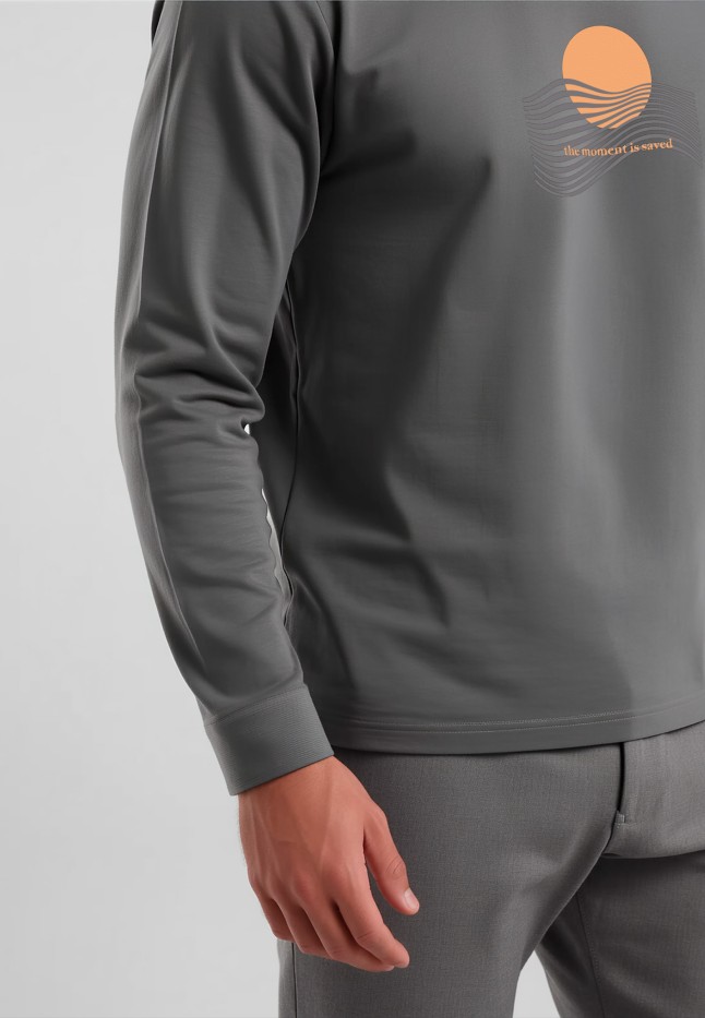 Заказать Мужской свитшот-лонгслив с принтом «The Moment Is Saved», цвет графит
