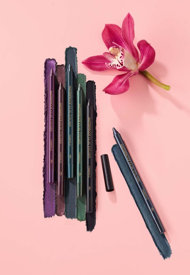 Купить Водостойкий кайал для глаз с маслами розы и миндаля