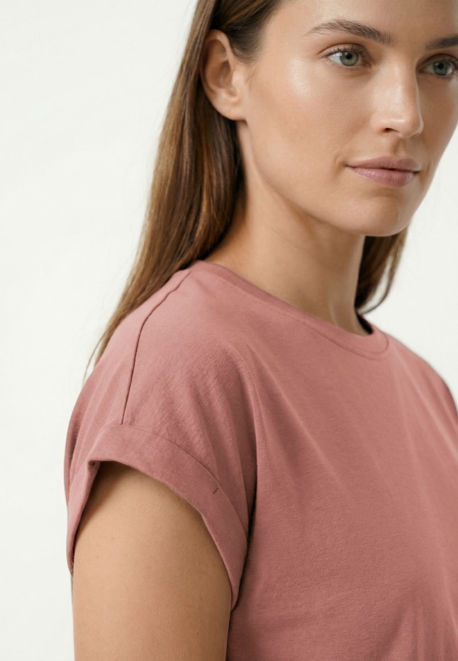 В Беларуси Футболка из вискозы, цвет чайная роза