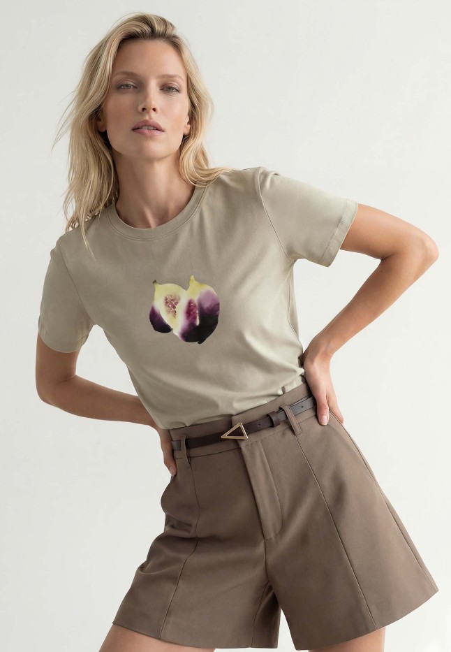 Женская футболка, цвет бежевый с принтом «Инжир»